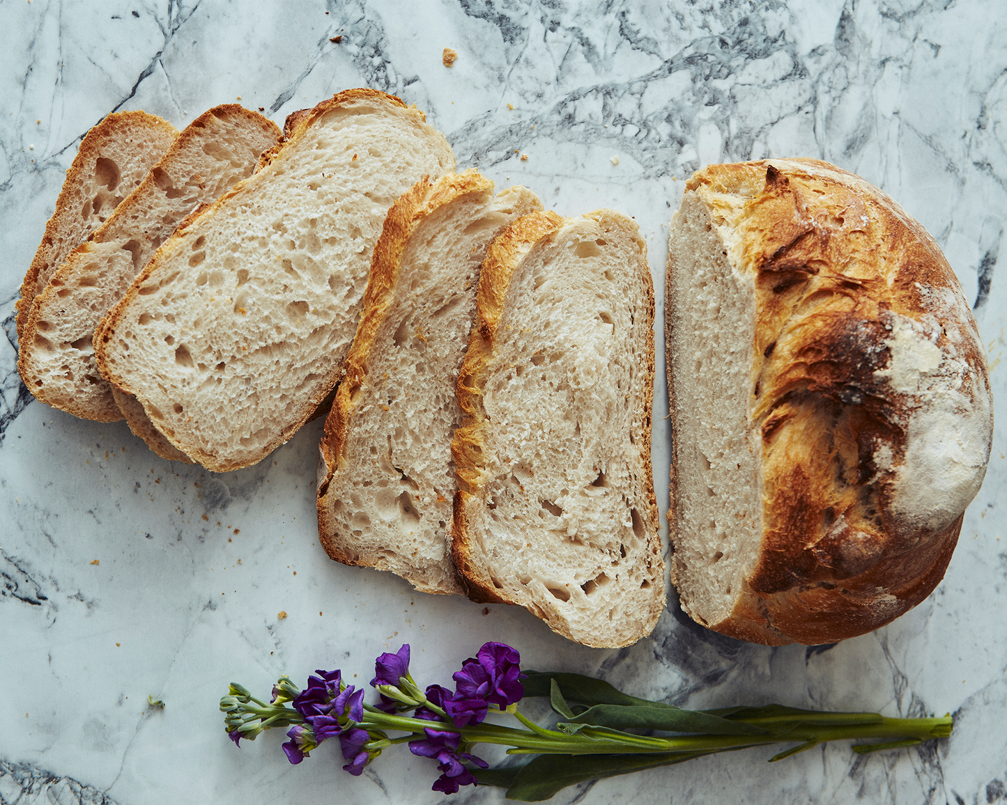 100% SOURDOUGH CRUSTY